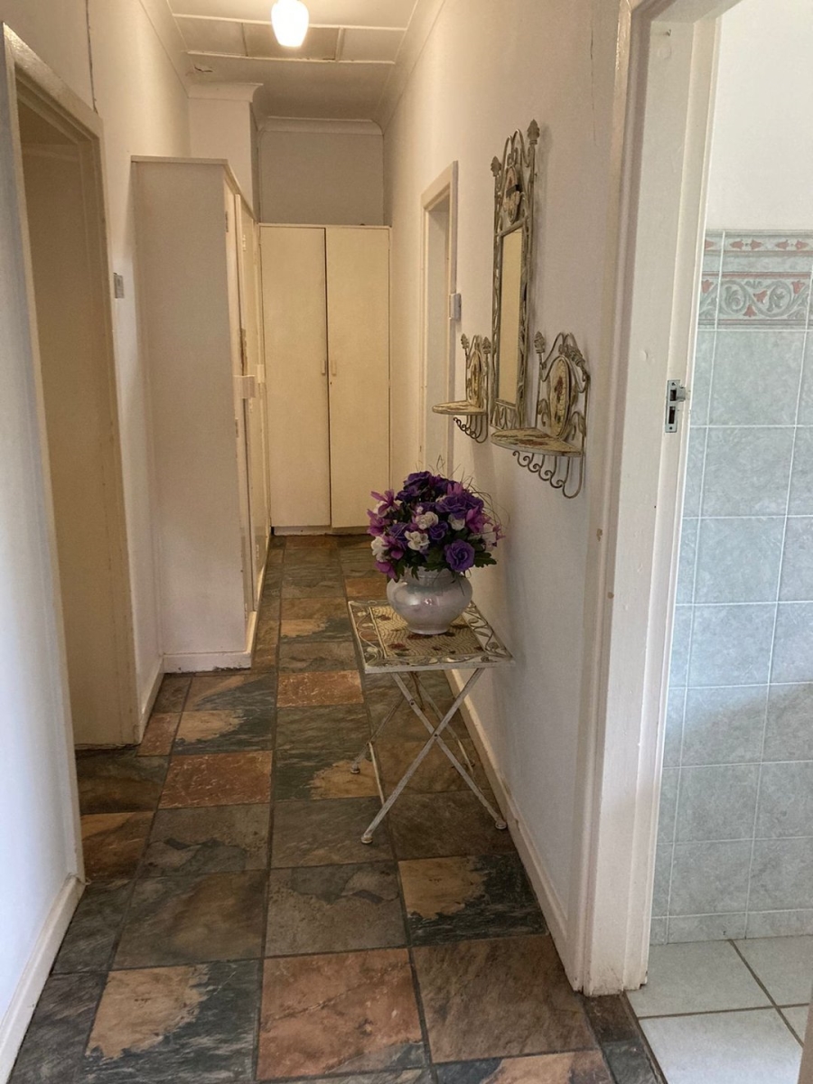 9 Bedroom Property for Sale in Dale View Eastern Cape